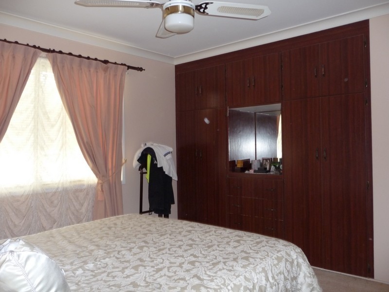 Avenell Heights QLD 4670