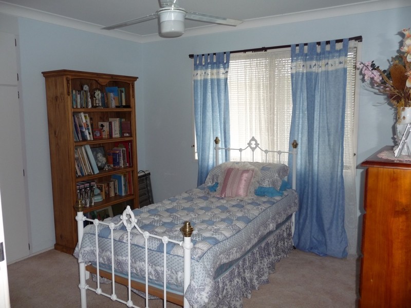 Avenell Heights QLD 4670