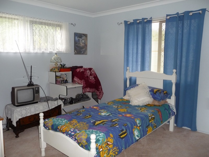 Avenell Heights QLD 4670