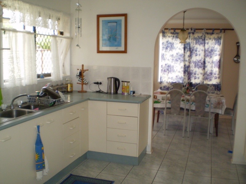 Avenell Heights QLD 4670