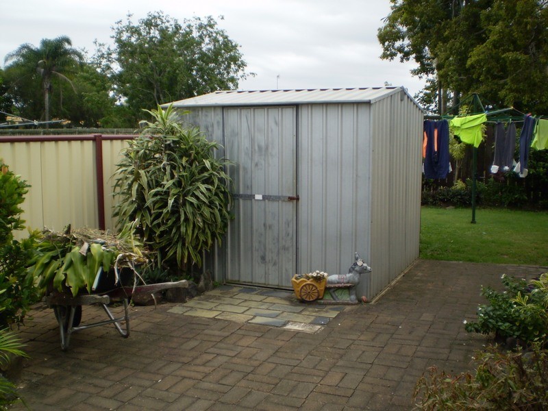 Avenell Heights QLD 4670