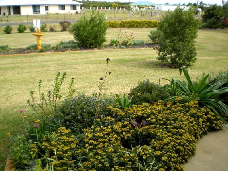 1 Carnarvon Court, Branyan QLD 4670