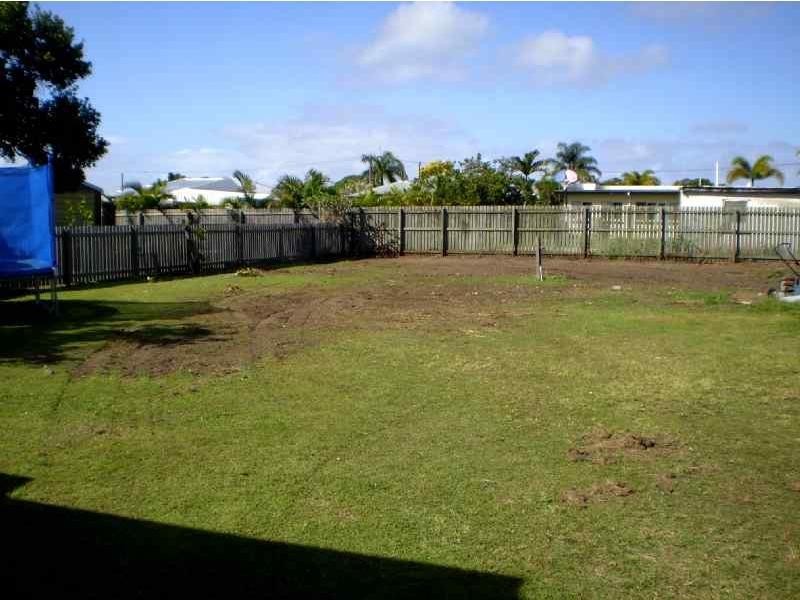 18 Alice Street, Walkervale QLD 4670