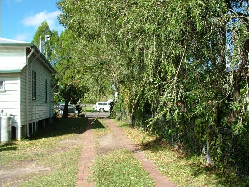 Walkervale QLD 4670