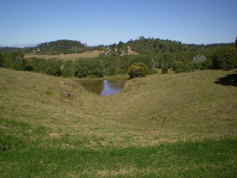 18 Klinstroms Road, Bungadoo QLD 4671