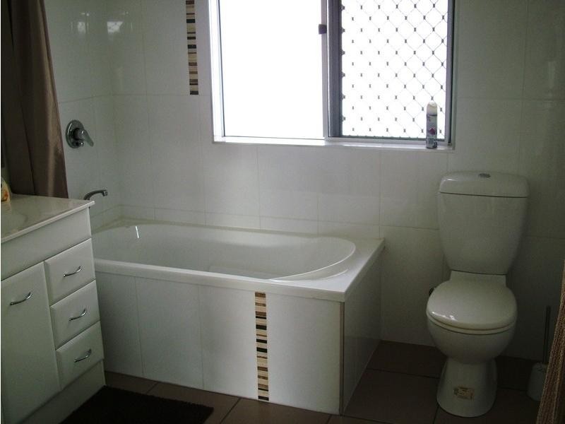 78 Sims Road, Walkervale QLD 4670