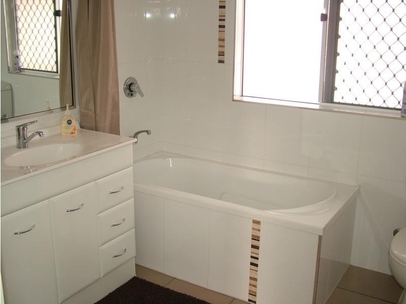 78 Sims Road, Walkervale QLD 4670