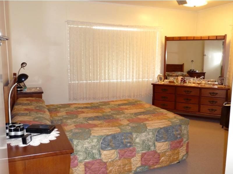Avenell Heights QLD 4670