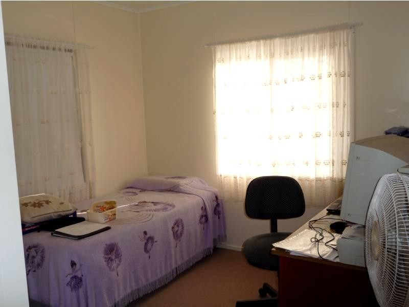 Avenell Heights QLD 4670