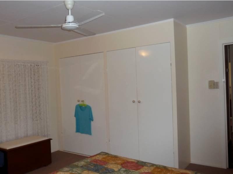 Avenell Heights QLD 4670