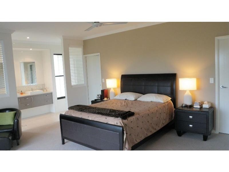 Woongarra QLD 4670