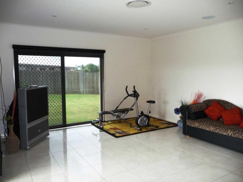 Innes Park QLD 4670