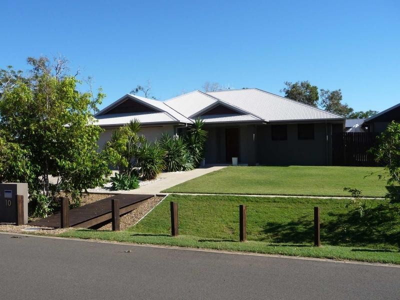 11 Atlantis Boulevard, Bargara QLD 4670