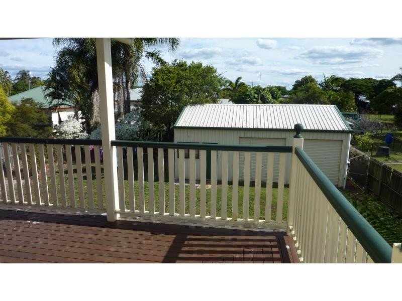Walkervale QLD 4670