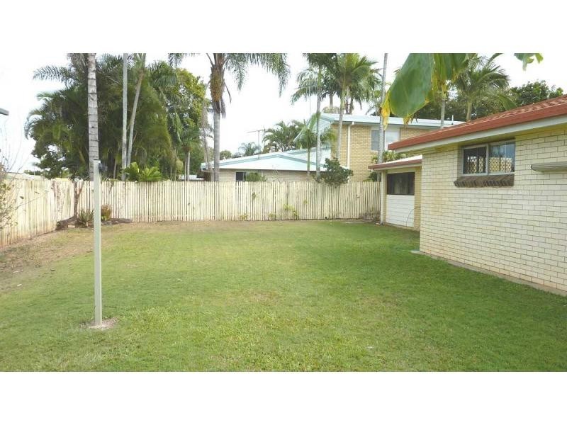Avenell Heights QLD 4670