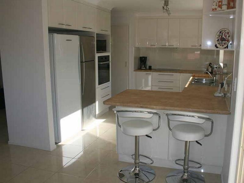 2a Hargreaves, Bundaberg South QLD 4670