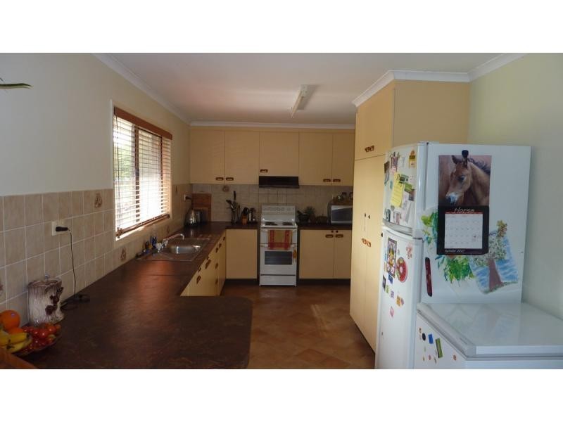 Sharon QLD 4670