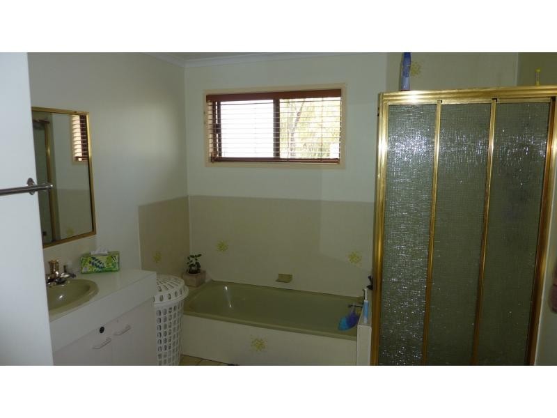 Sharon QLD 4670