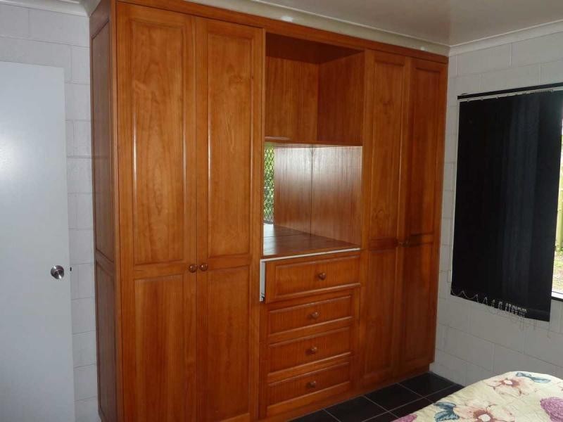 Avenell Heights QLD 4670