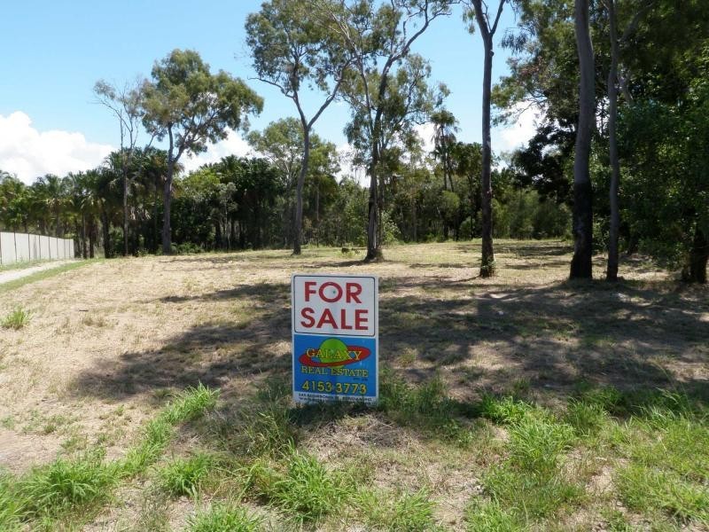Moore Park Beach QLD 4670