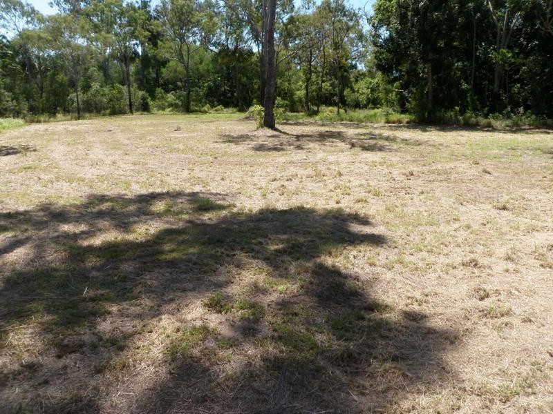 Moore Park Beach QLD 4670