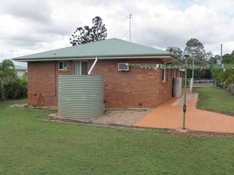 9 FORSYTH Street, Gin Gin QLD 4671