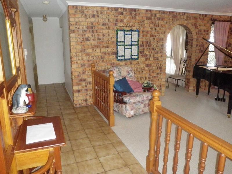 Avenell Heights QLD 4670