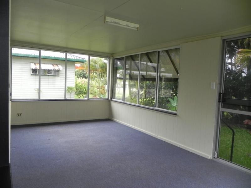 72 Bathurst Street, Elliott Heads QLD 4670