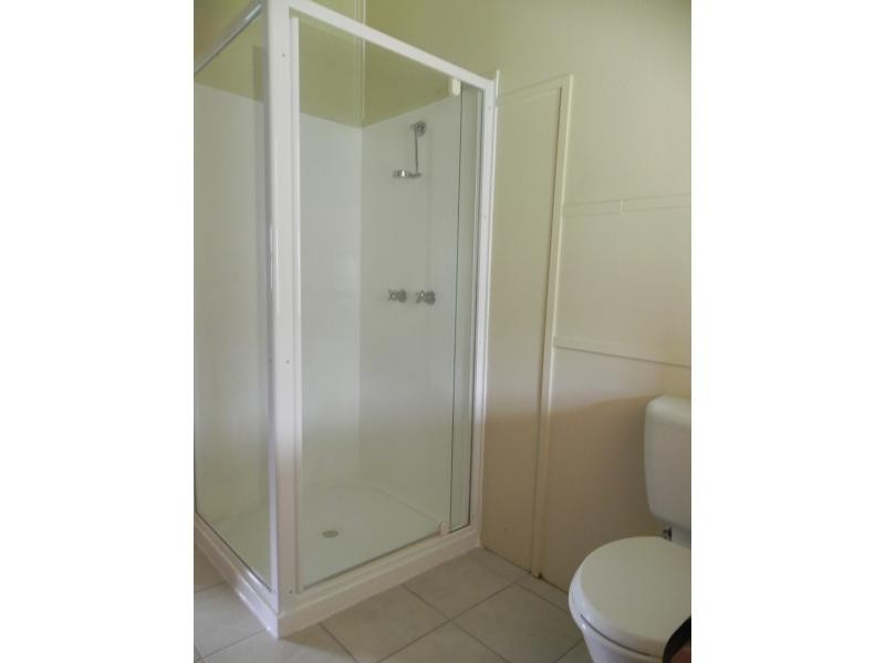 72 Bathurst Street, Elliott Heads QLD 4670