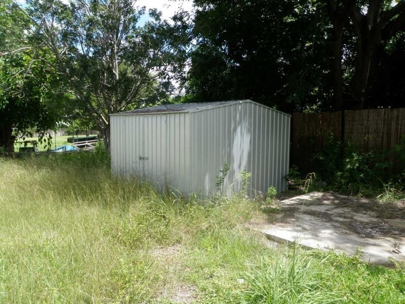 10 WALKER Street, Gin Gin QLD 4671