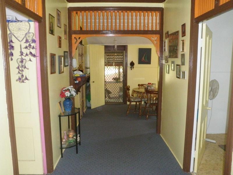 796 MT PERRY GIN GIN Road, Gin Gin QLD 4671