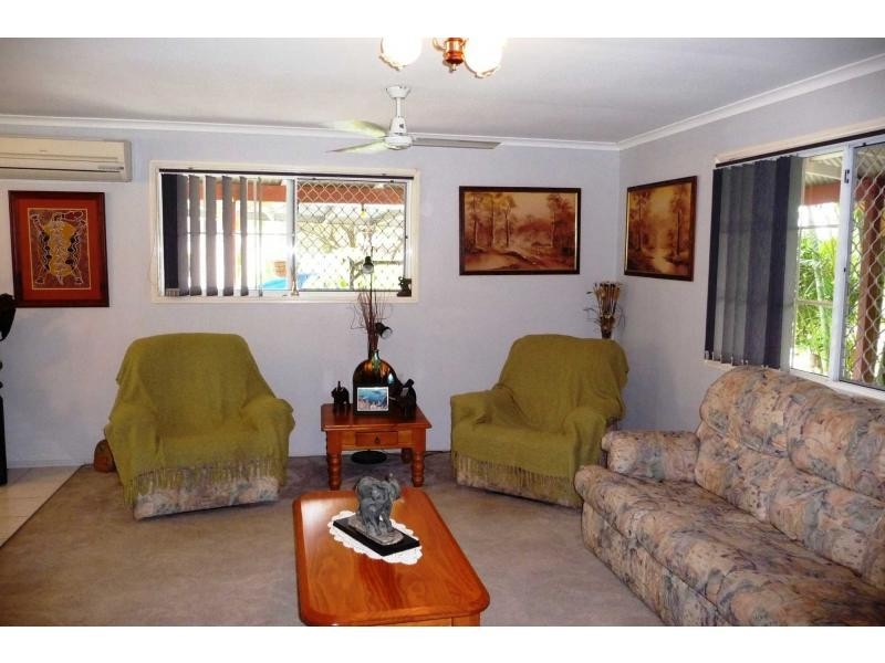8 Aquamarine Road, River Park Estate, Branyan QLD 4670