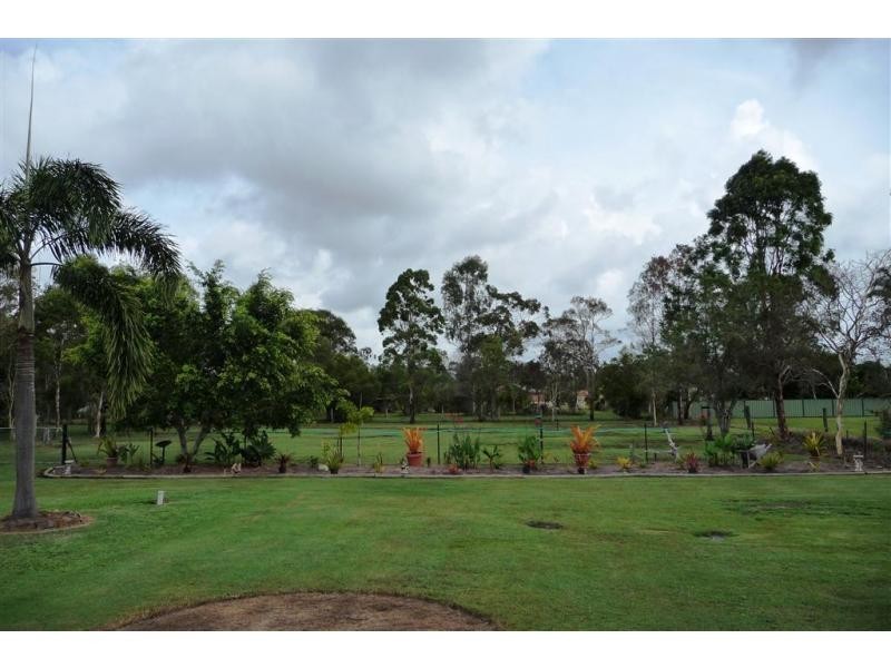 8 Aquamarine Road, River Park Estate, Branyan QLD 4670