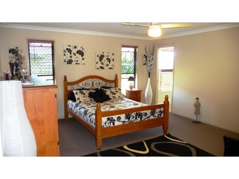 6 Halloran Court, Mayfair Estate, Thabeban QLD 4670