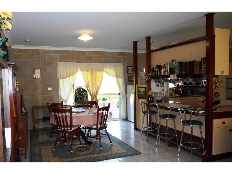 11 Gunsynd Grove, Branyan QLD 4670