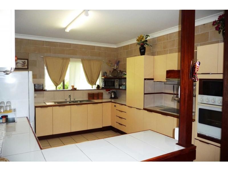 11 Gunsynd Grove, Branyan QLD 4670