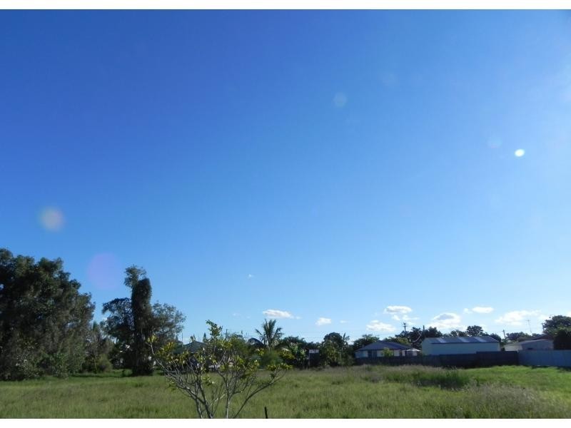 10 Doctor Street, Burnett Heads QLD 4670