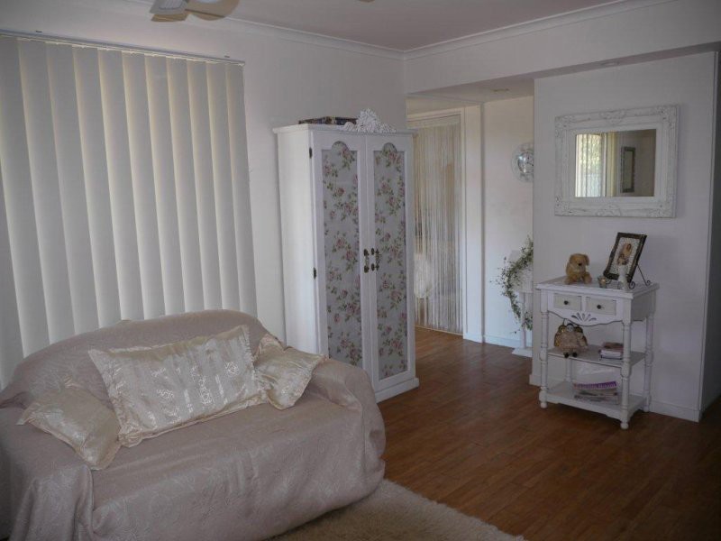 33 Burnett Heads Road, Burnett Heads QLD 4670