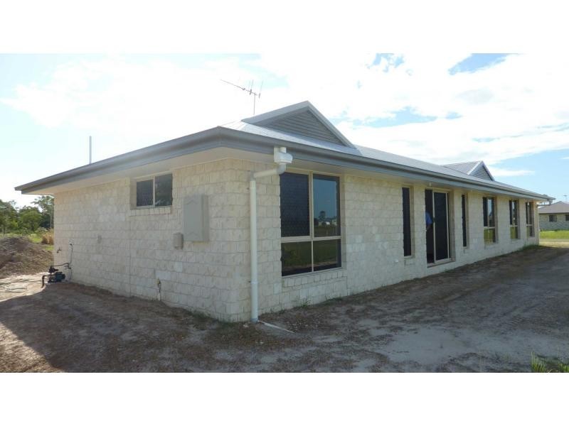 63 Parklands, Branyan QLD 4670