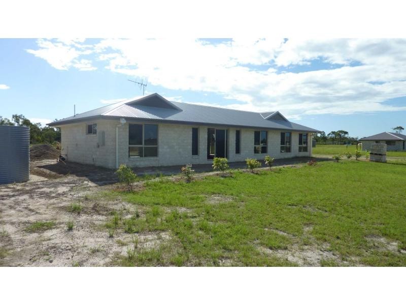 63 Parklands, Branyan QLD 4670