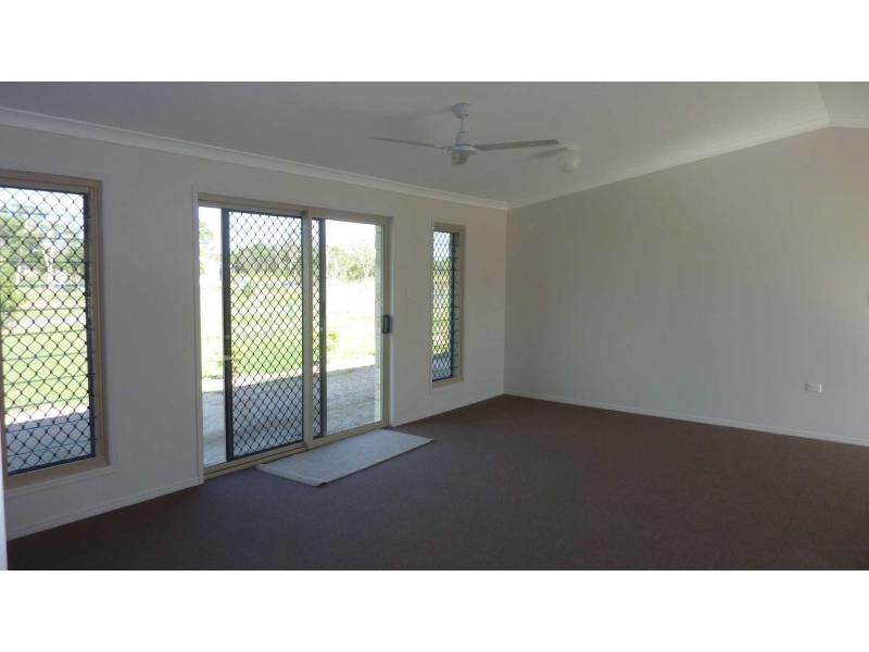 63 Parklands, Branyan QLD 4670