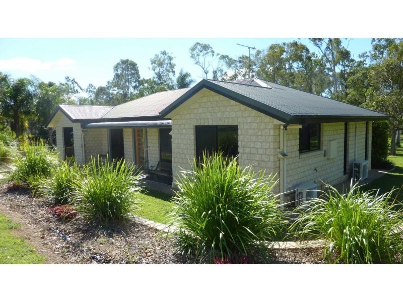 11 Narooma Drive, Branyan QLD 4670