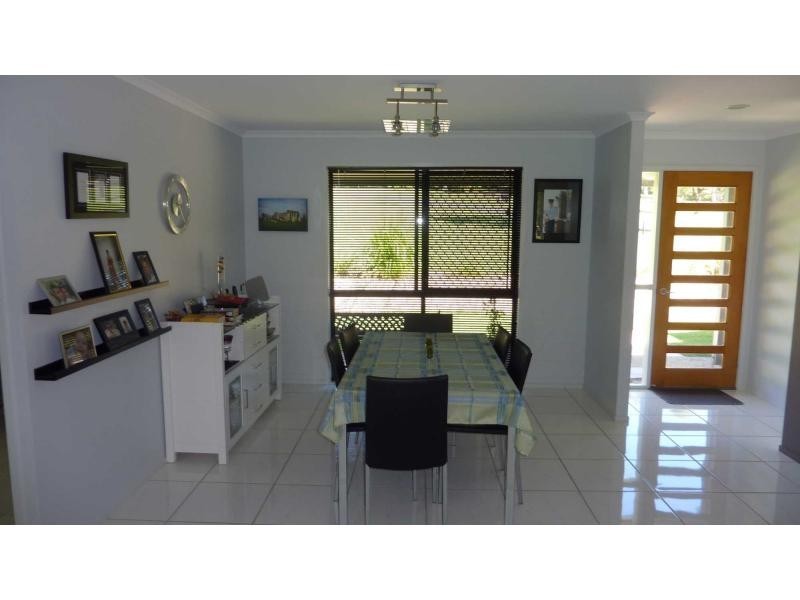 11 Narooma Drive, Branyan QLD 4670