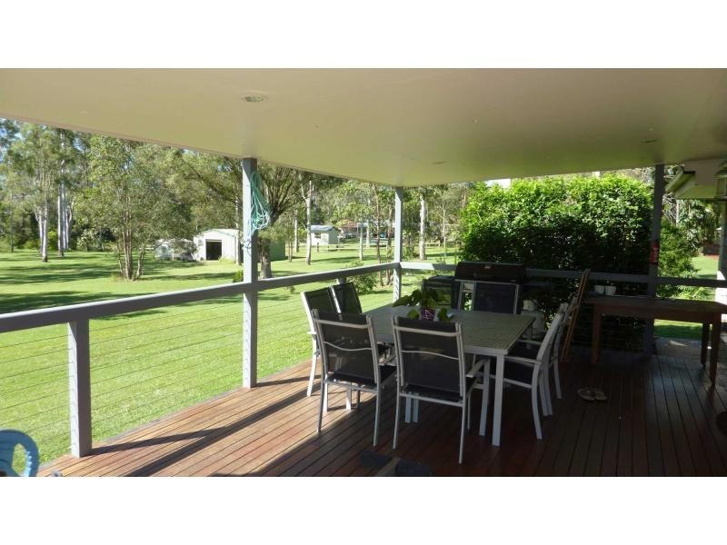 11 Narooma Drive, Branyan QLD 4670