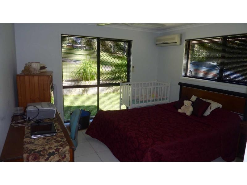11 Narooma Drive, Branyan QLD 4670