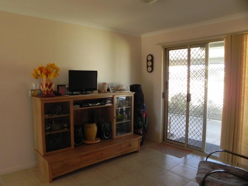 36 Mokera Street, Coral Cove QLD 4670