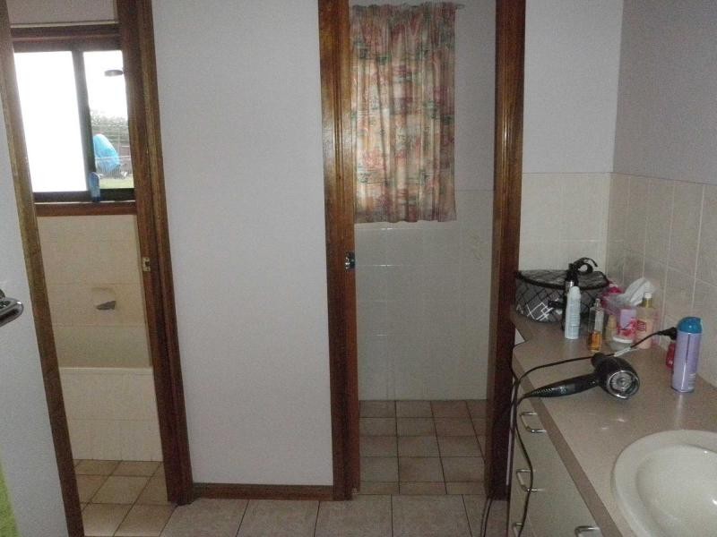 Sharon QLD 4670