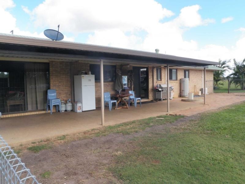 Sharon QLD 4670