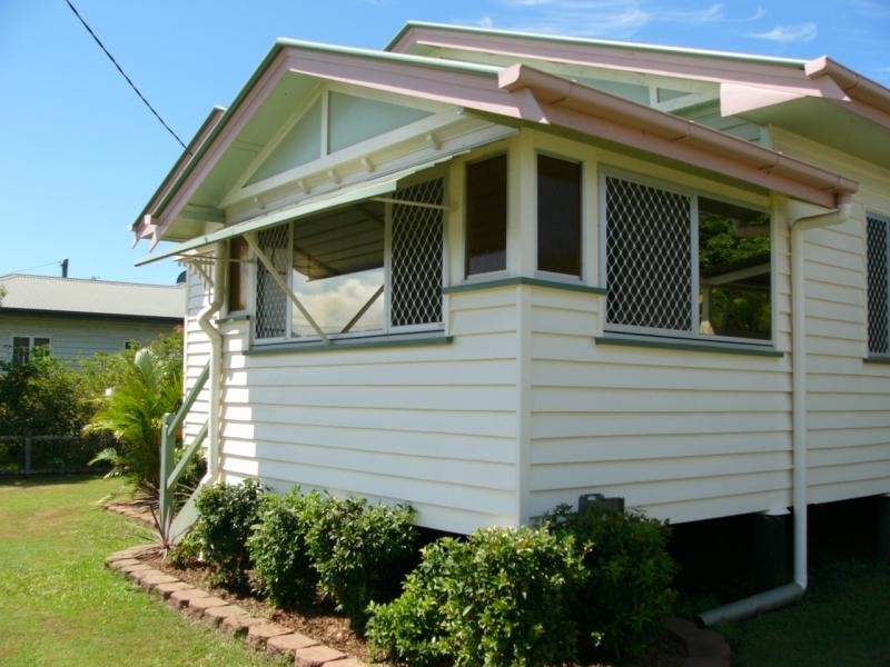 24 Sydney Street, Kepnock QLD 4670