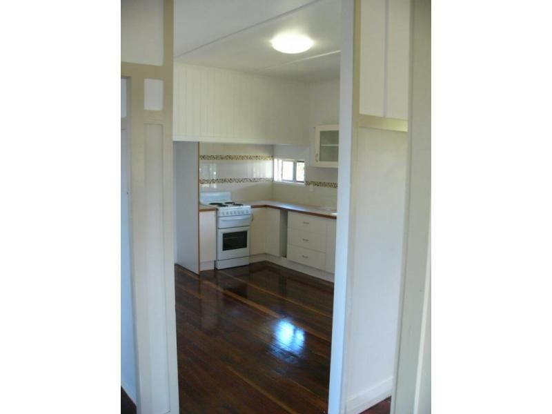 24 Sydney Street, Kepnock QLD 4670